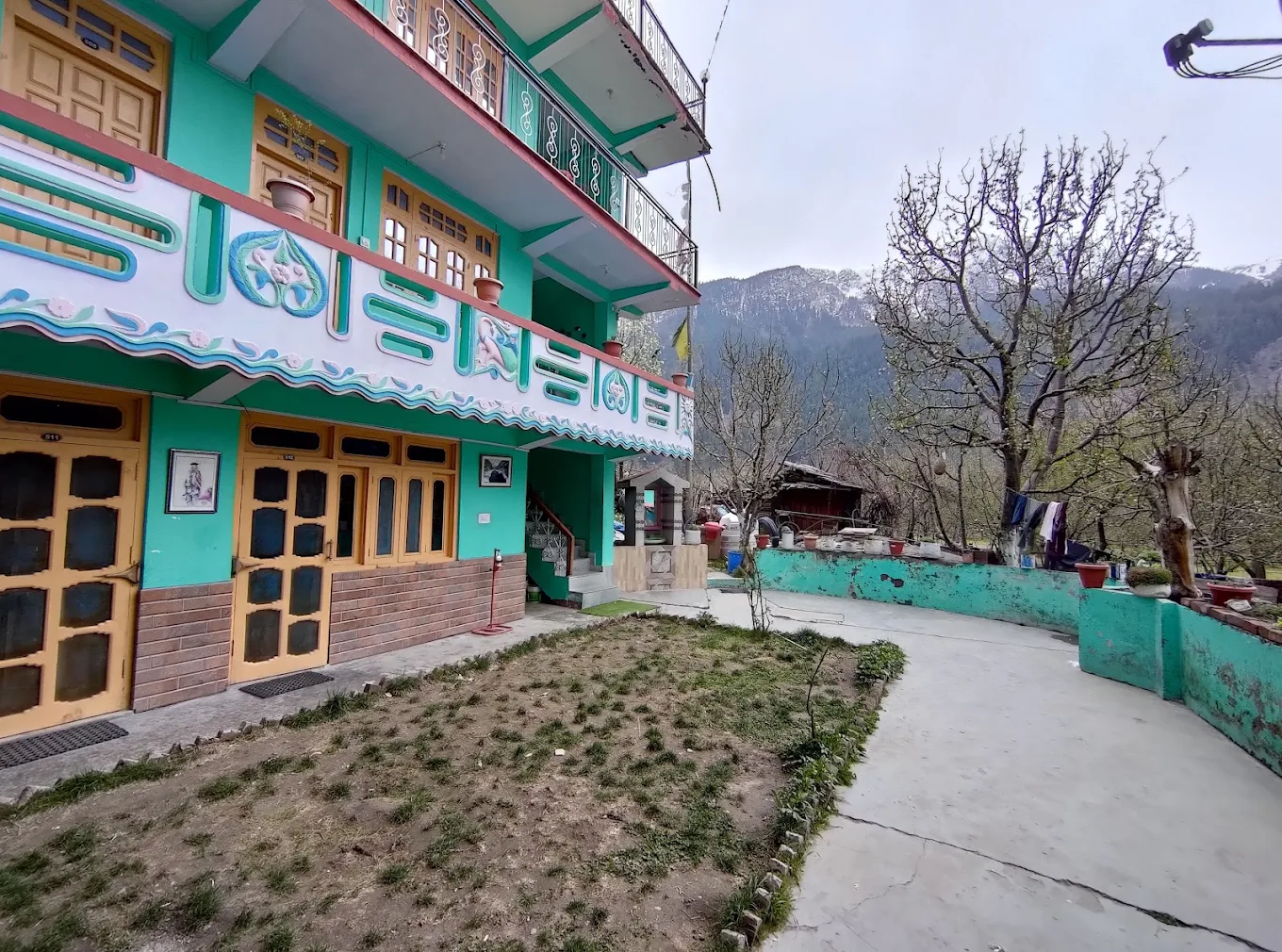 Negi Cottage exterior facade